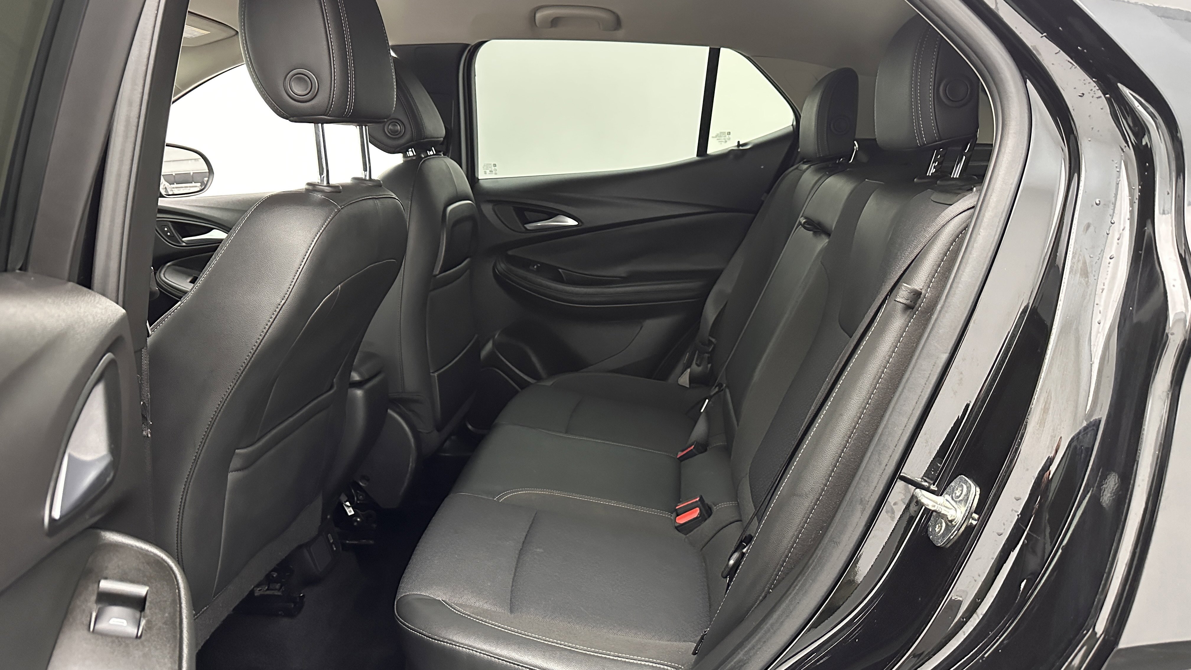 Used 2020 Buick Encore GX Select image 26