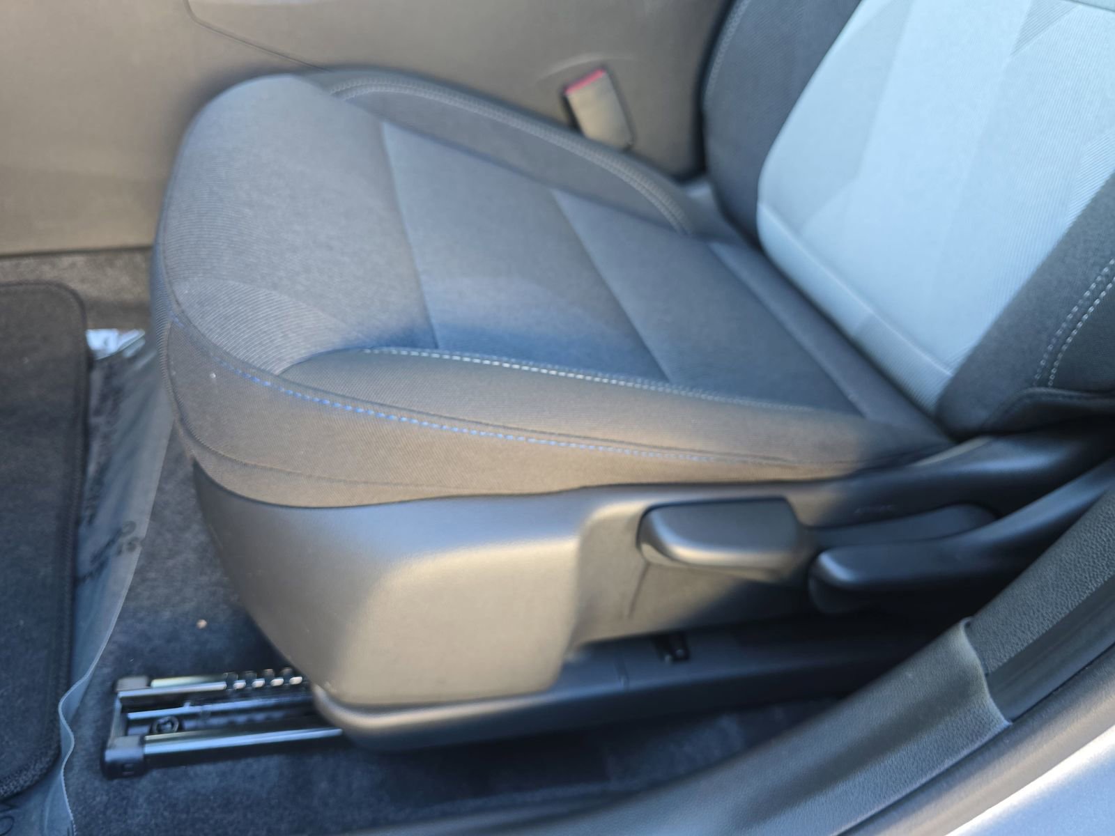 Used 2025 Chevrolet Trax LS w/ Driver Confidence Package image 35