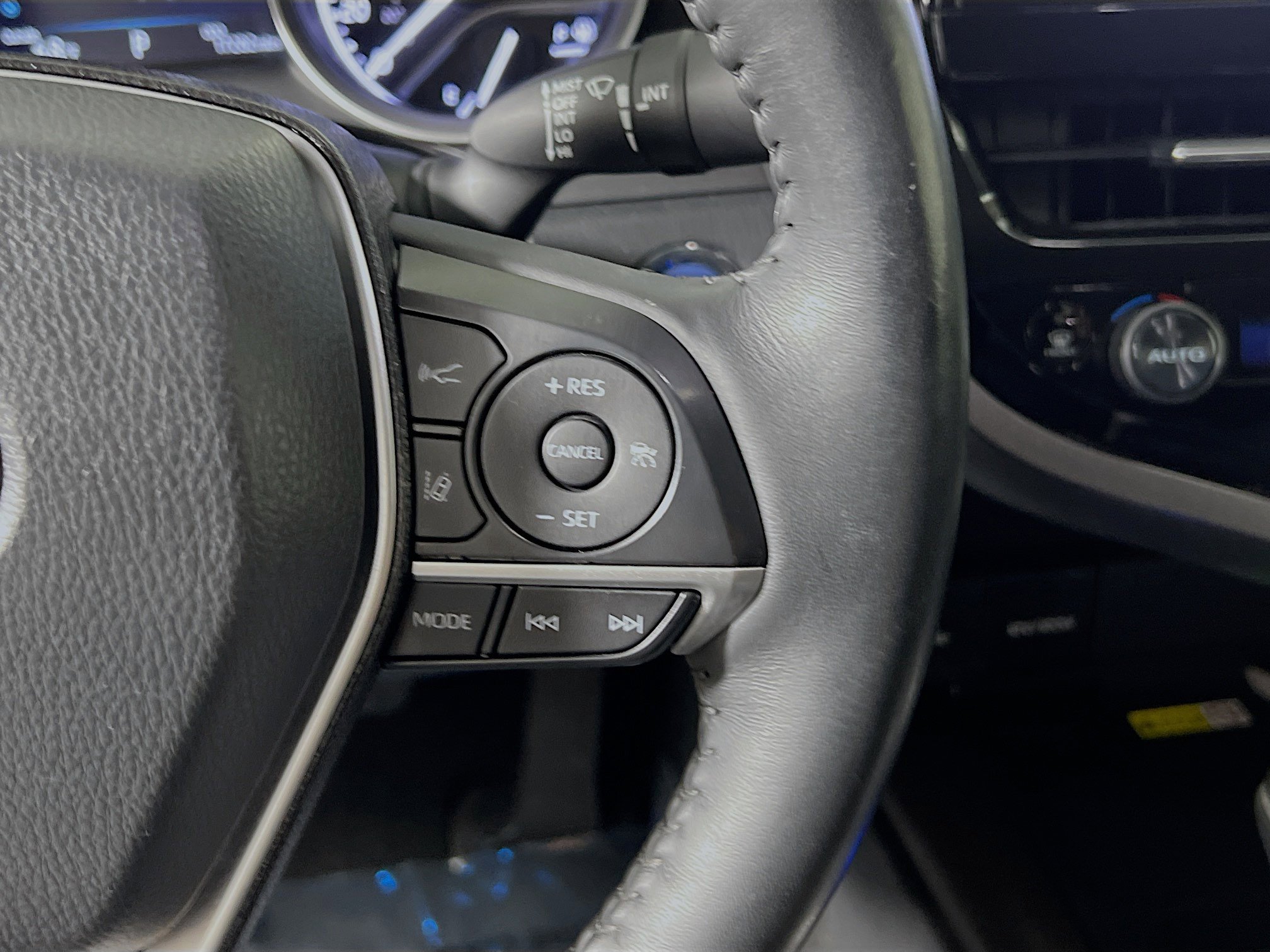 Used 2023 Toyota Camry XLE image 20