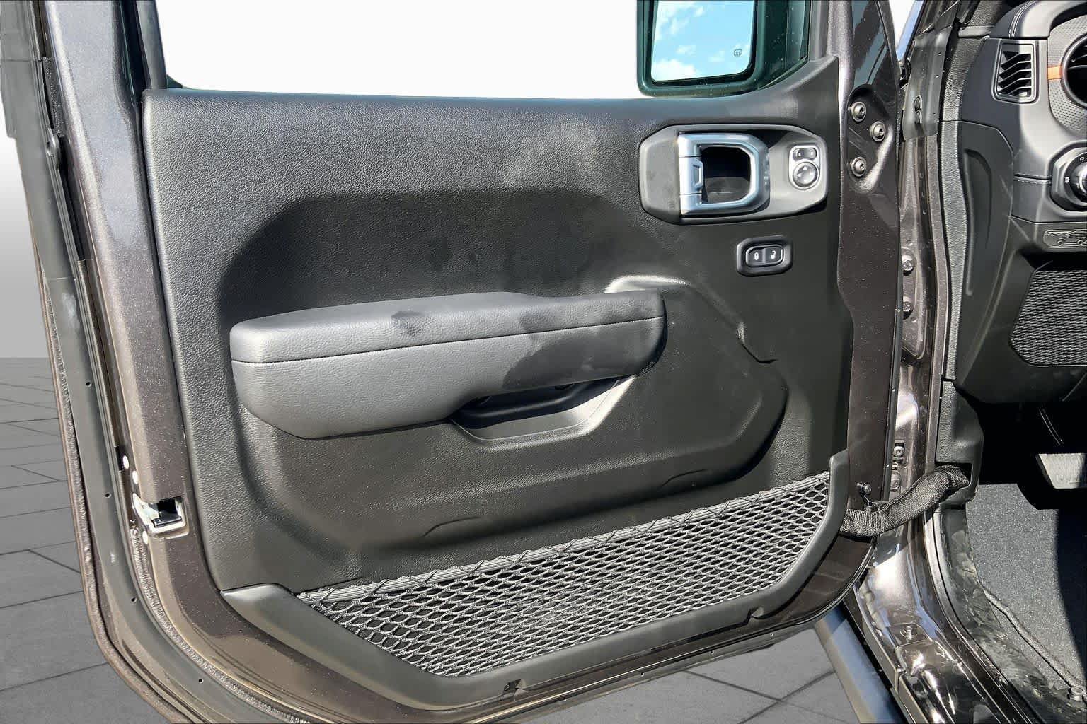 New 2026 Jeep Gladiator Mojave AWD/4WD image 10