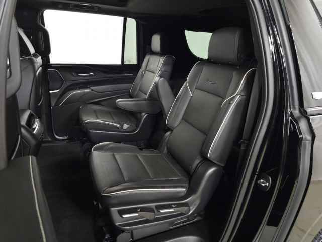 Used 2023 Cadillac Escalade ESV Sport image 36