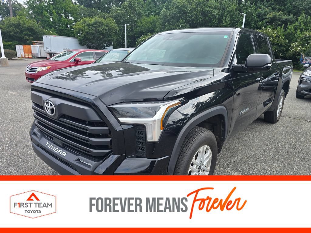 Used 2023 Toyota Tundra SR5 w/ SR5 Premium Package AWD/4WD image 1