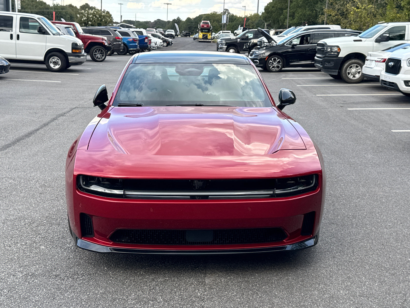 Used 2025 Dodge Charger Daytona Scat Pack w/ Track Pack AWD/4WD image 2