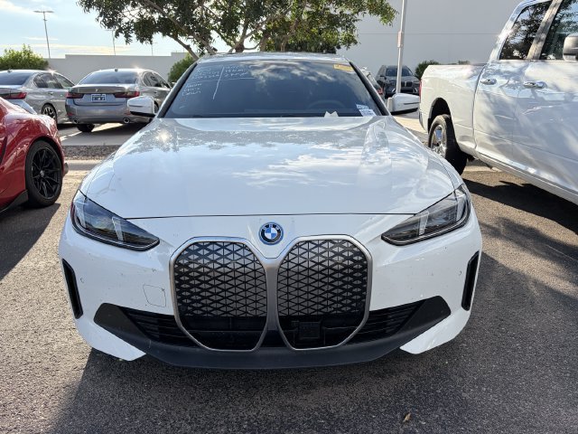 Used 2025 BMW i4 eDrive40 w/ Premium Package RWD image 2