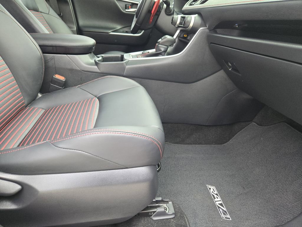 Certified 2025 Toyota RAV4 XSE image 16