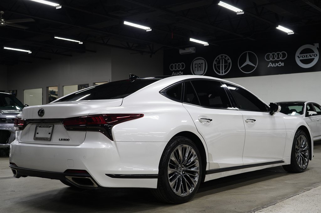 Used 2022 Lexus LS 500 w/ Interior Upgrade Package RWD image 5