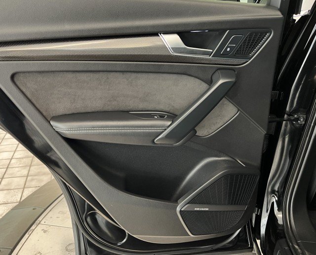 Used 2018 Audi SQ5 Premium Plus AWD/4WD image 32