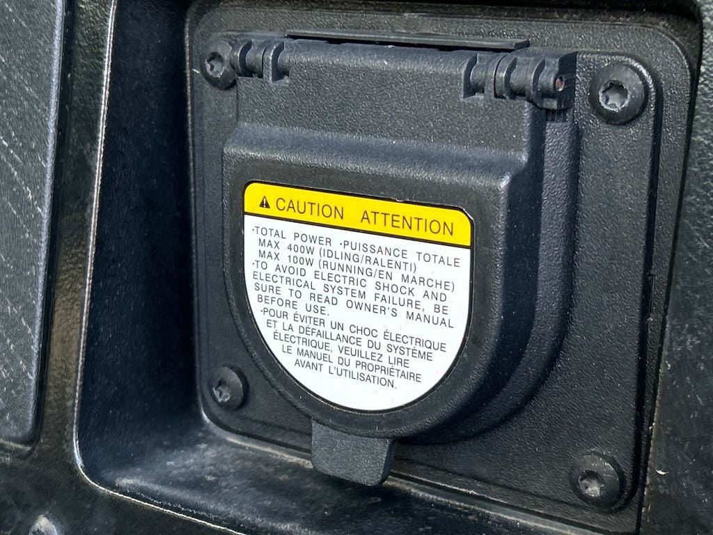 Used 2018 Toyota Tacoma TRD Sport AWD/4WD image 13