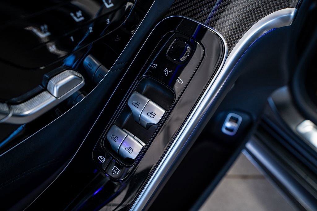 Used 2024 Mercedes-Benz S 63 AMG S image 38