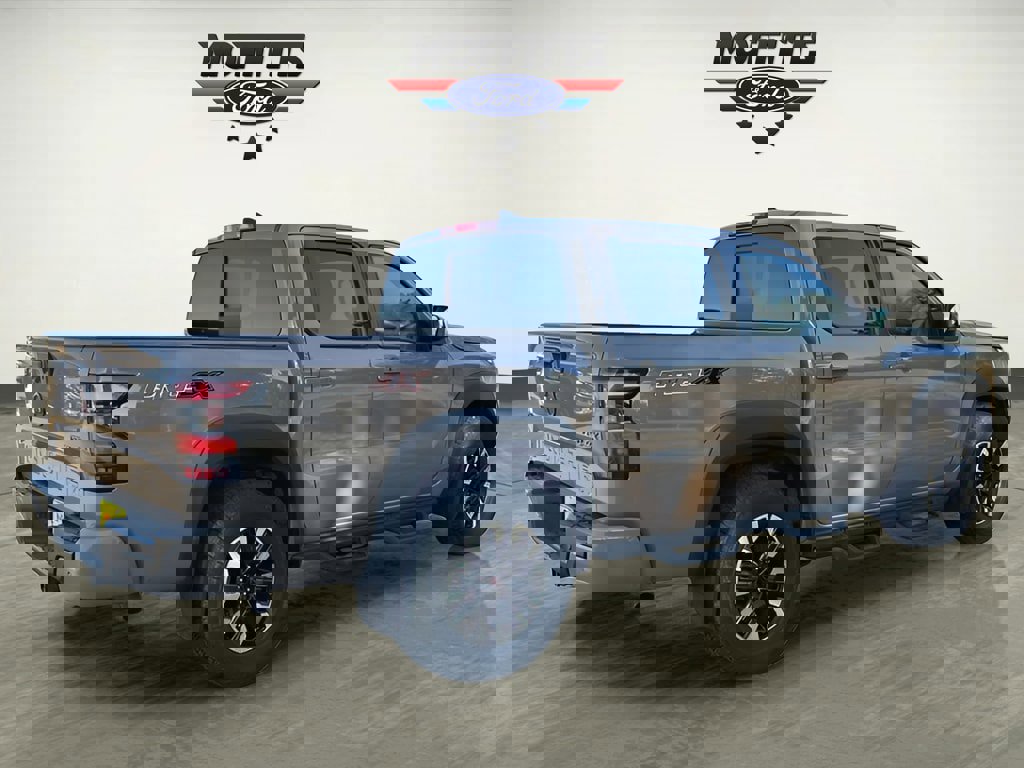 Used 2023 Nissan Frontier PRO-4X w/ Pro Convenience Package image 5