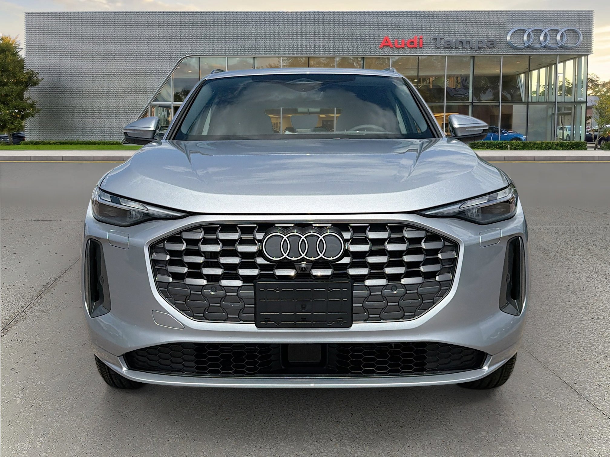 New 2025 Audi Q5 Premium image 8