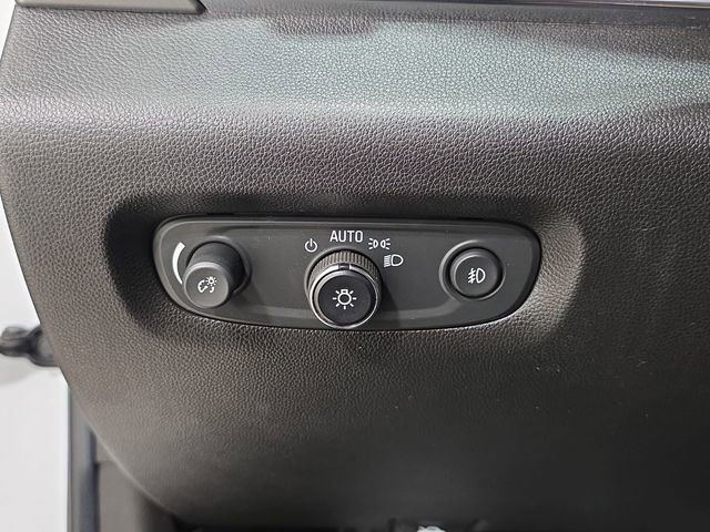 Used 2020 Chevrolet Traverse RS image 26