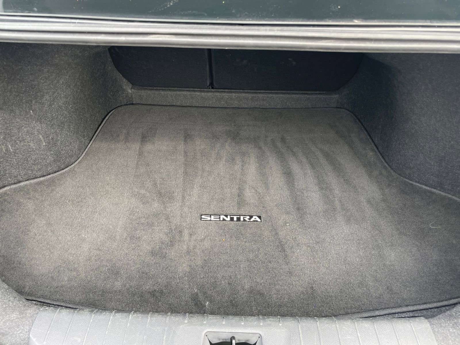 Used 2025 Nissan Sentra S image 29