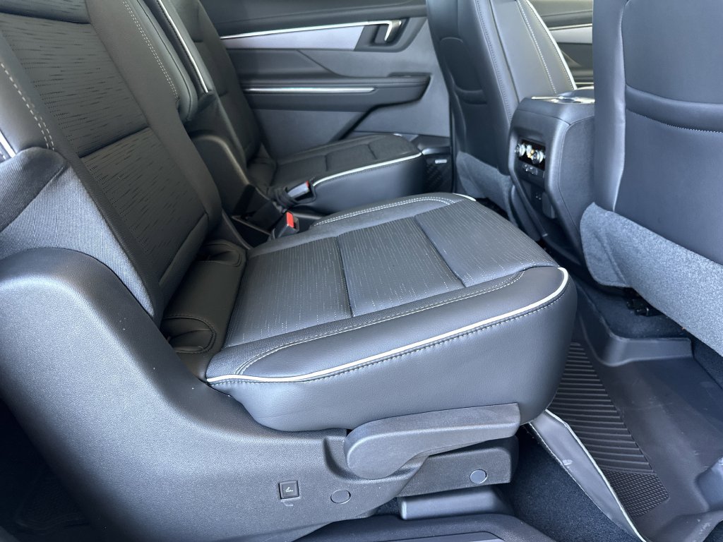 New 2026 Buick Enclave Sport Touring w/ Power Package FWD image 40