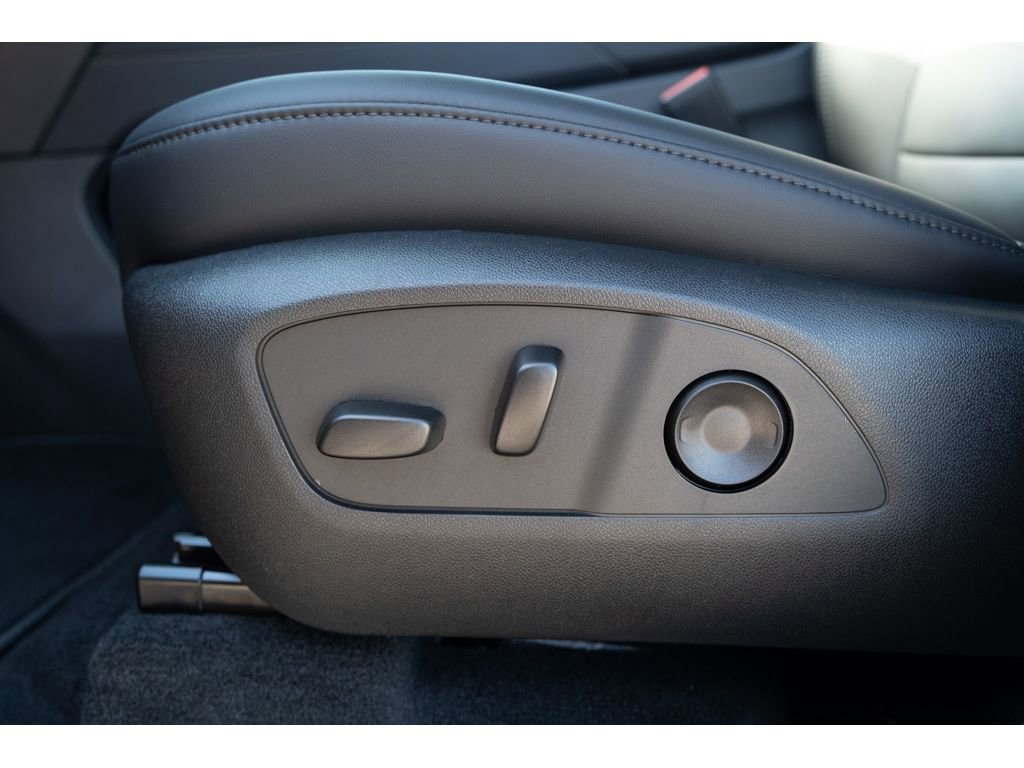 New 2026 GMC Acadia Elevation w/ Black Edition FWD image 15