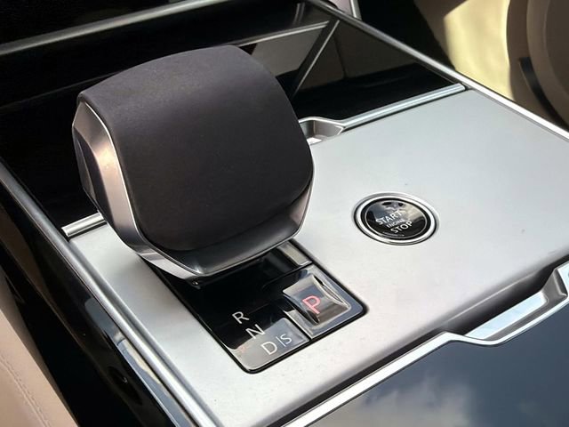 New 2026 Land Rover Range Rover SE image 27