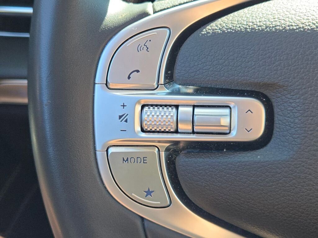 Used 2024 Genesis GV80 3.5T image 34