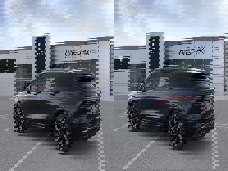 New 2025 Lincoln Nautilus Reserve w/ Jet Appearance Package image 5