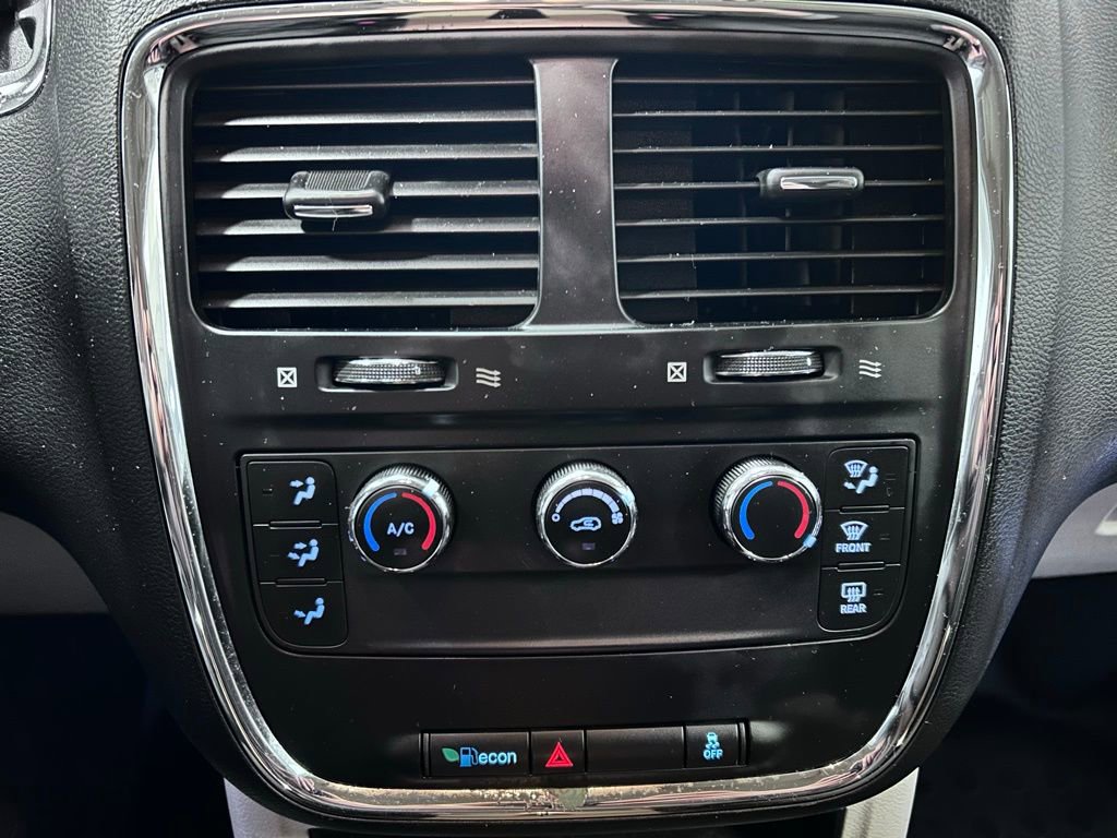 Used 2014 RAM C/V Tradesman w/ UConnect Hands-Free Group image 15