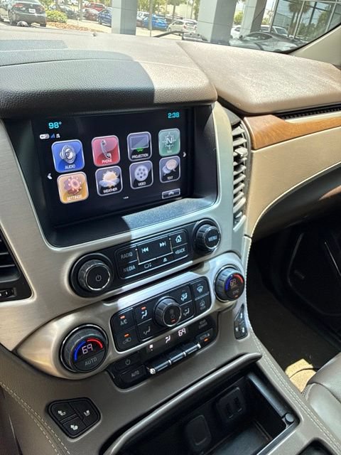 Certified 2019 GMC Yukon Denali w/ Denali Ultimate Package AWD/4WD image 10