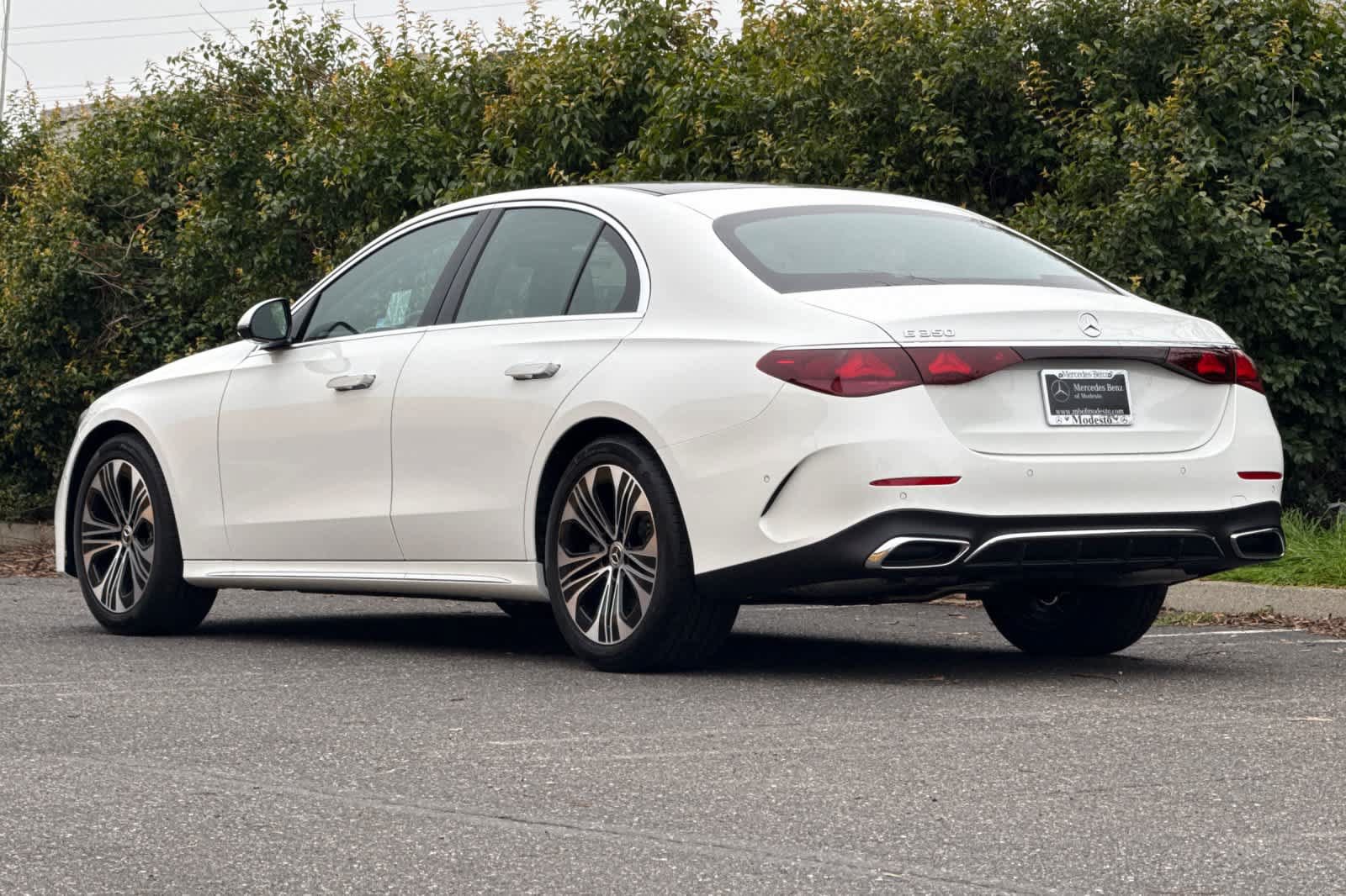 New 2026 Mercedes-Benz E 350 Sedan image 5