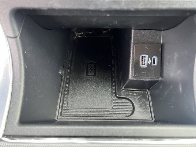 Used 2021 Ford Edge Titanium w/ Equipment Group 301A image 32