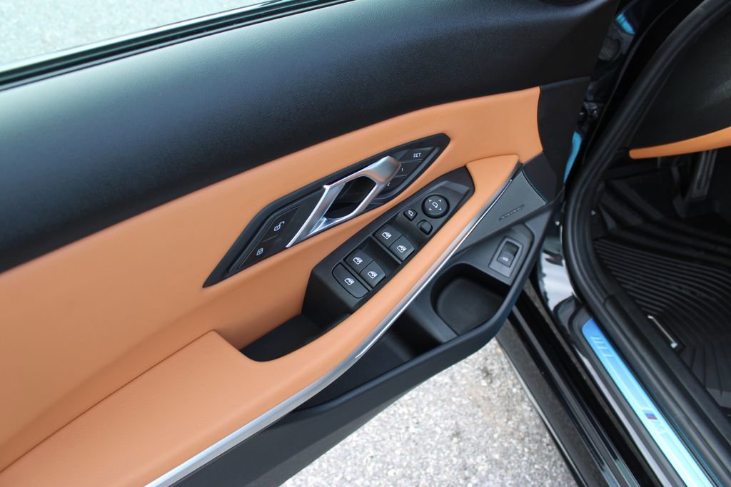 New 2026 BMW 330i xDrive Sedan w/ M Sport Package image 27