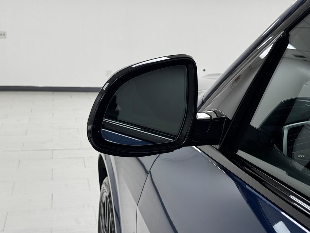 Used 2023 BMW X5 M50i w/ Executive Package image 28