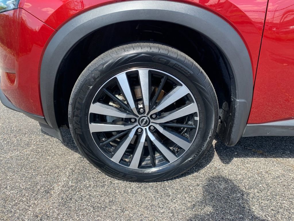 Used 2024 Nissan Pathfinder Platinum w/ Cargo Package image 35