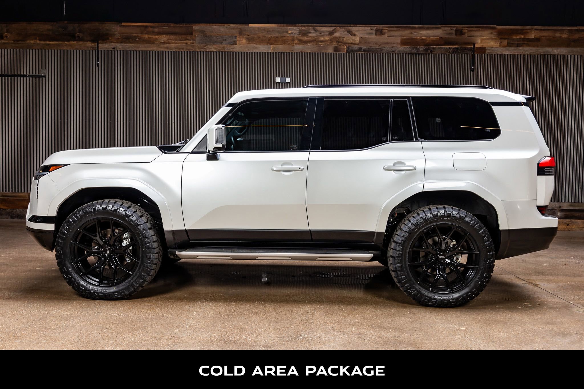 Used 2024 Lexus GX 550 w/ Accessory Package (2T) AWD/4WD image 6