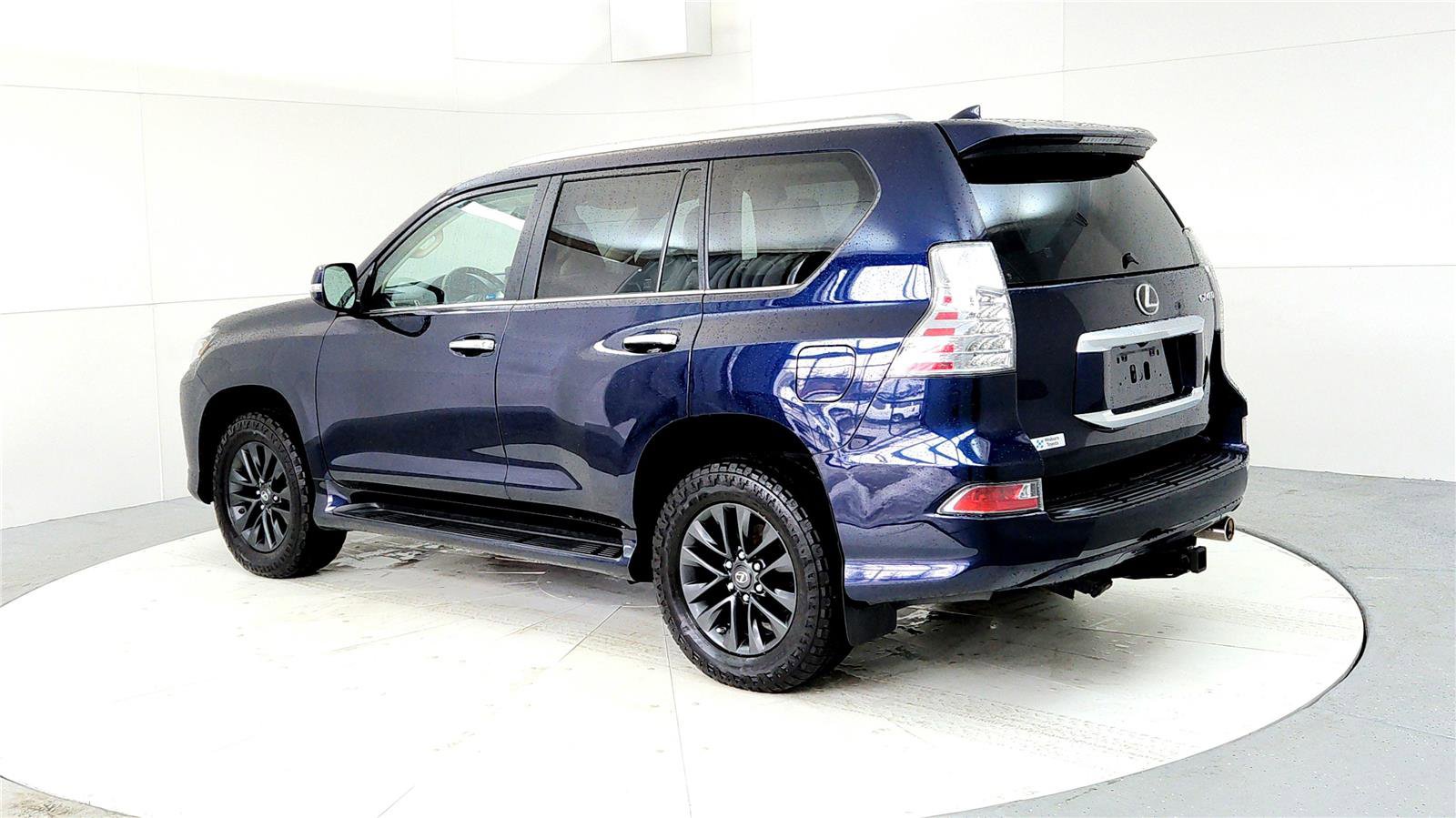 Used 2023 Lexus GX 460 Premium w/ Premium Package image 4