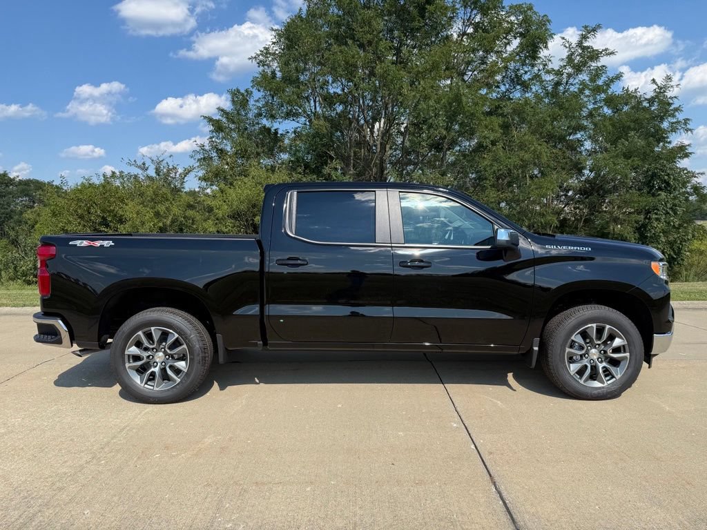 New 2026 Chevrolet Silverado 1500 LT w/ All Star Edition Plus AWD/4WD image 2