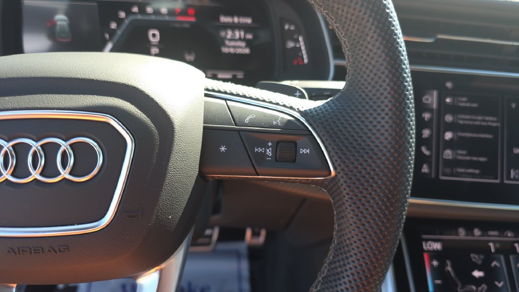 Used 2024 Audi SQ8 Premium Plus AWD/4WD image 16