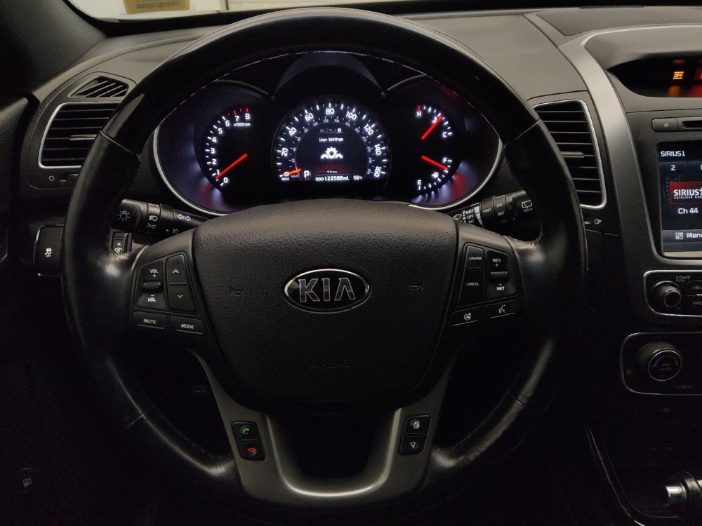 Used 2014 Kia Sorento SX image 22