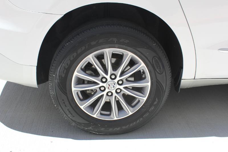 Used 2023 Buick Enclave Essence w/ Sound and Sites Package image 47