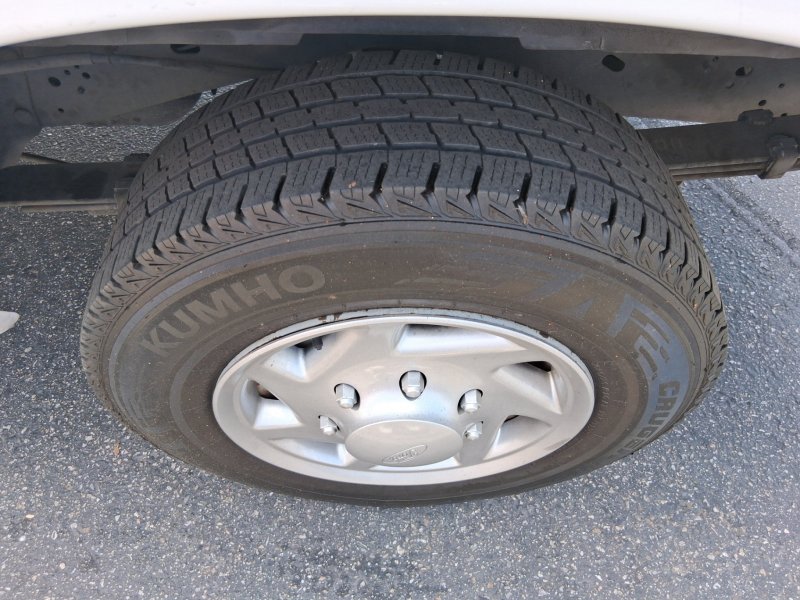 Used 2014 Ford E-150 and Econoline 150 w/ Power Group RWD image 20