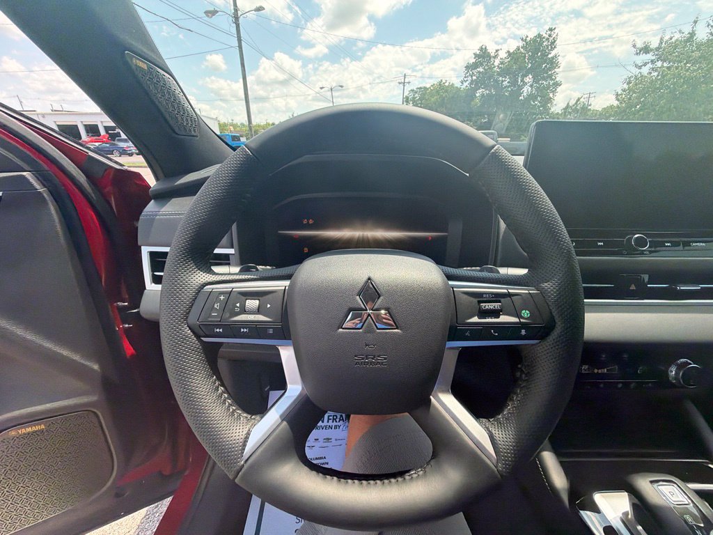 New 2026 Mitsubishi Outlander SEL Black Edition FWD image 8