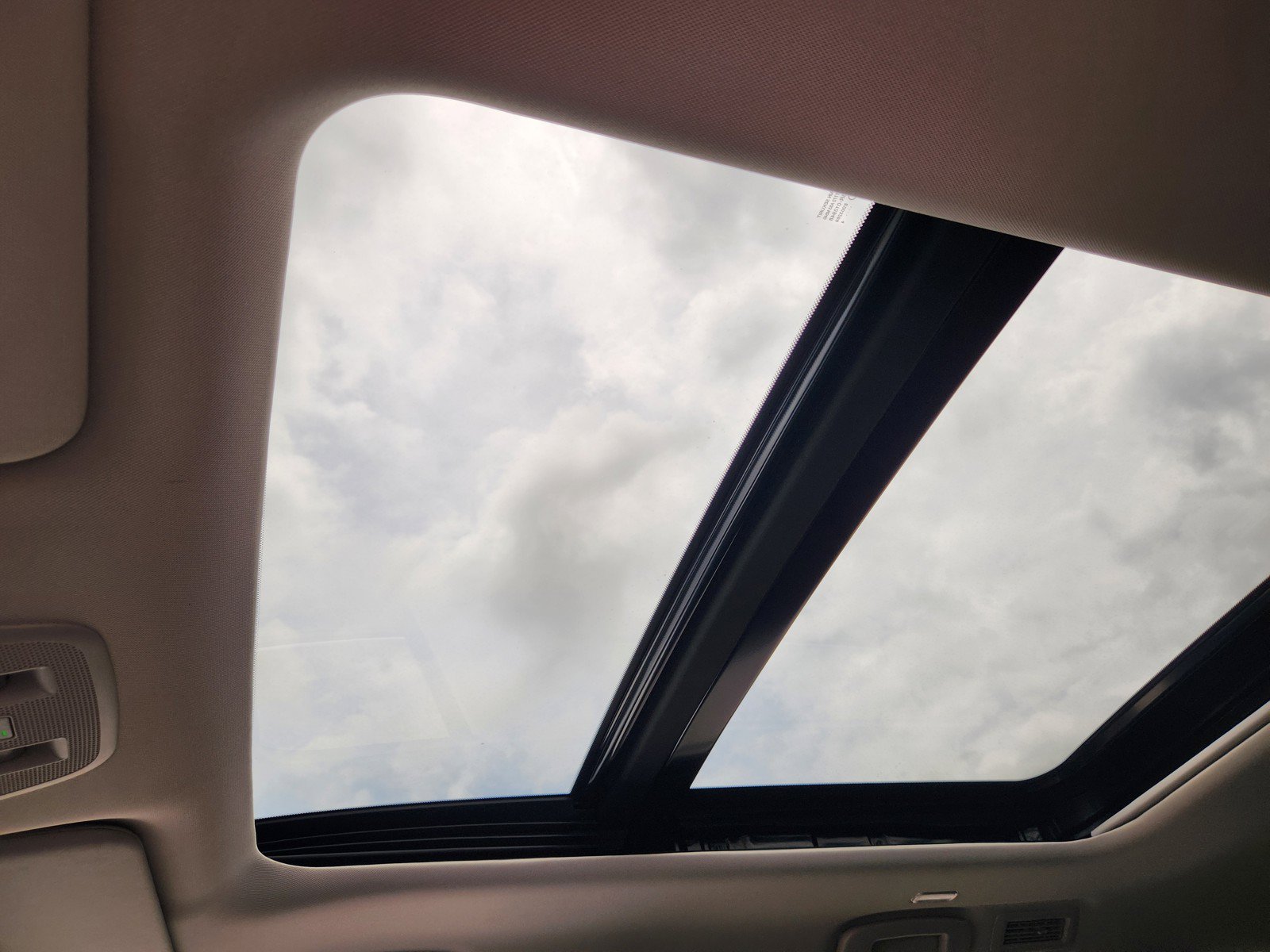 Used 2025 INFINITI QX80 Luxe RWD image 6