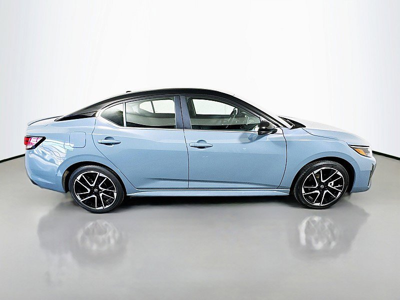 Certified 2025 Nissan Sentra SR image 8