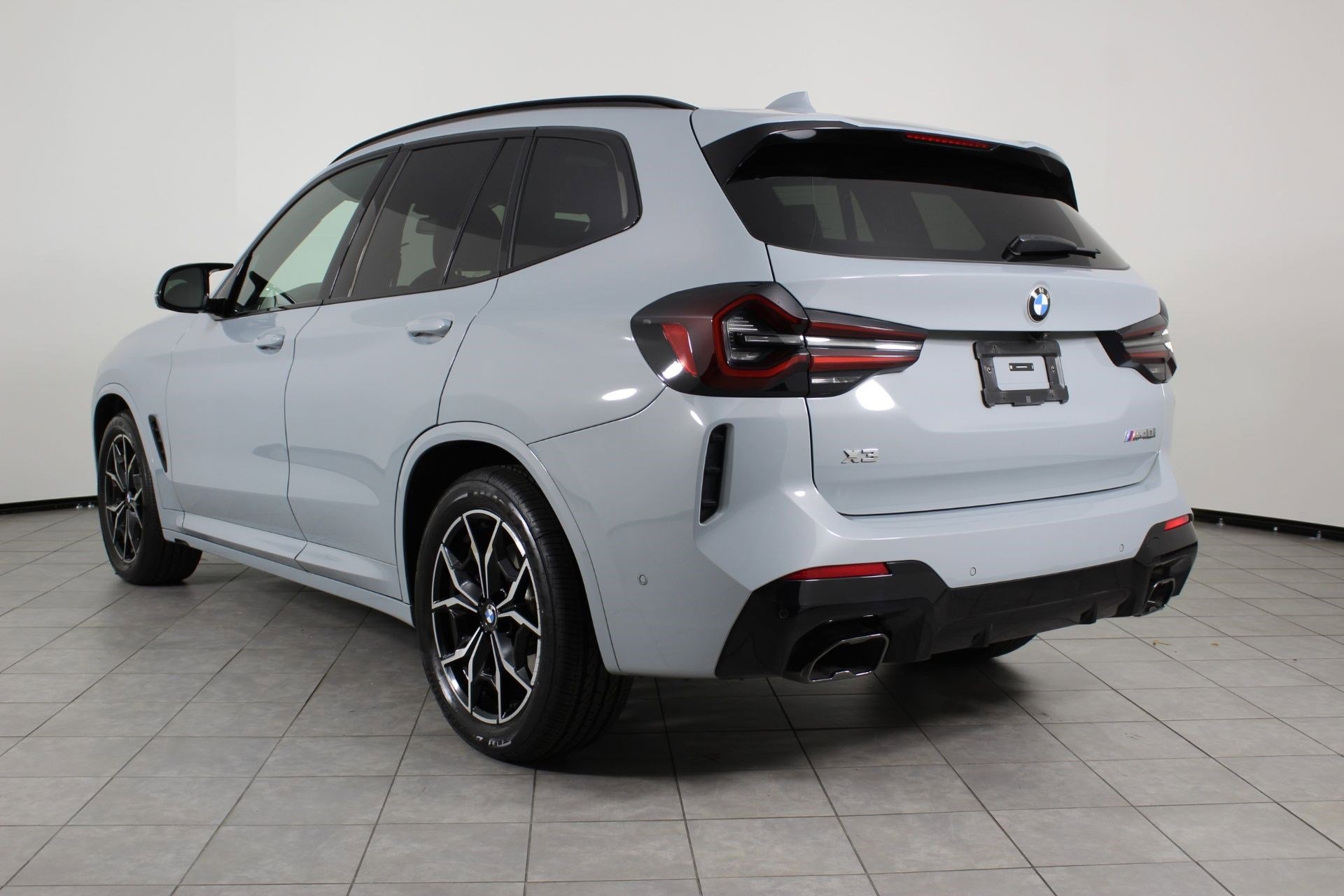 Certified 2024 BMW X3 M40i image 3