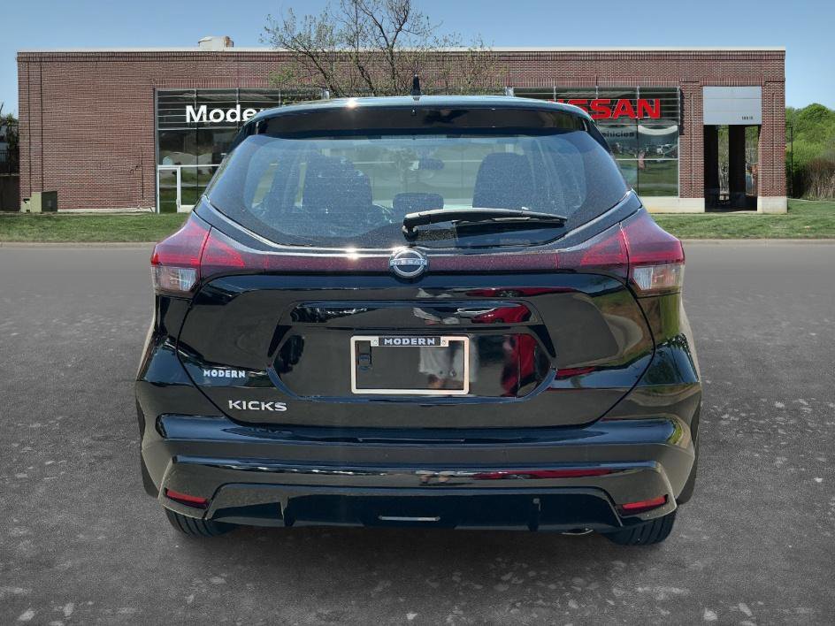 Certified 2024 Nissan Kicks S FWD image 3