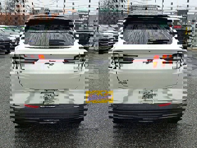 Certified 2021 Ford Mustang Mach-E Select w/ Comfort/Appearance Package image 4