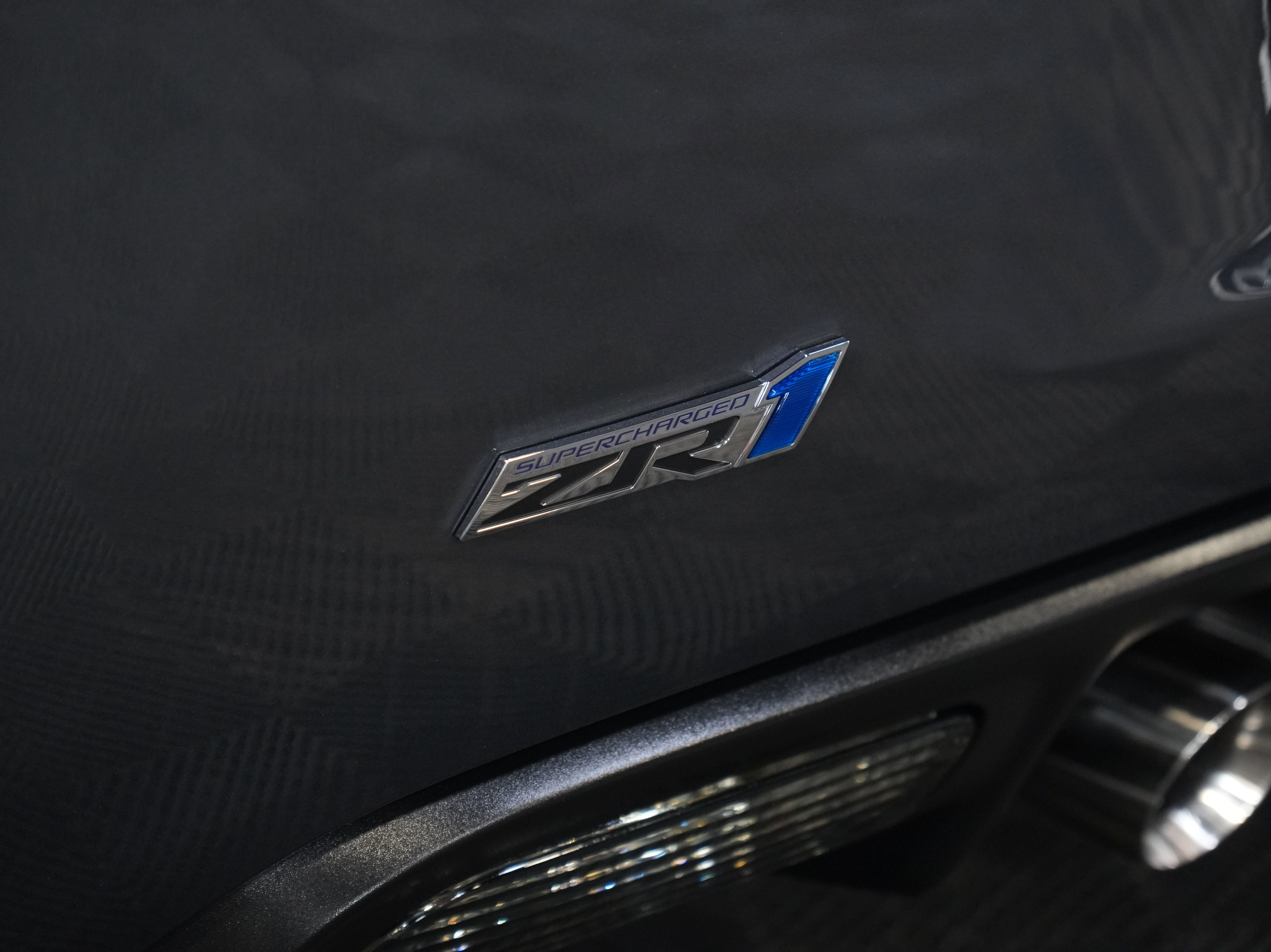 Used 2009 Chevrolet Corvette ZR1 w/ Preferred Equipment Group RWD image 20