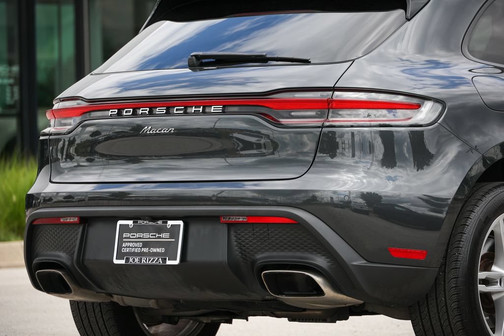 Certified 2023 Porsche Macan Turbo AWD/4WD image 16