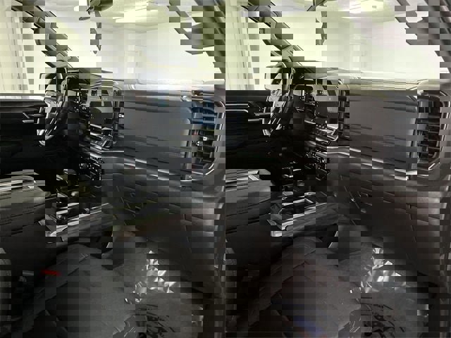 Certified 2022 Chevrolet Silverado 1500 LTZ w/ LTZ Premium Package image 30