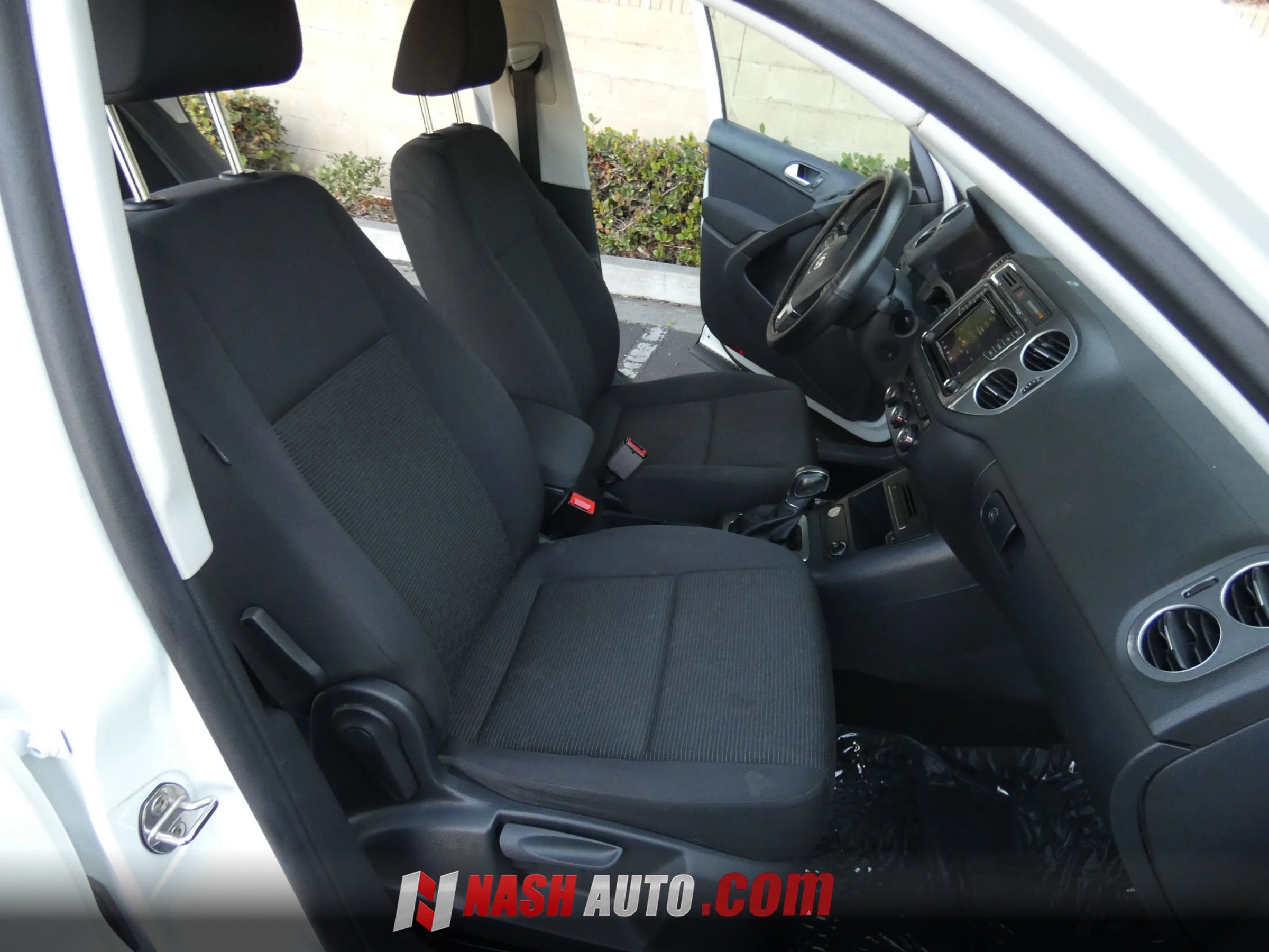 Used 2017 Volkswagen Tiguan S FWD image 63
