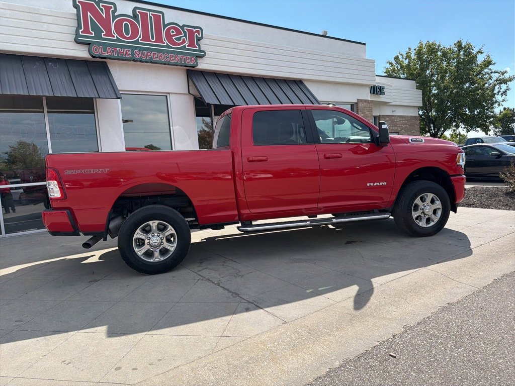 Used 2024 RAM 2500 Big Horn w/ Sport Appearance Package image 5