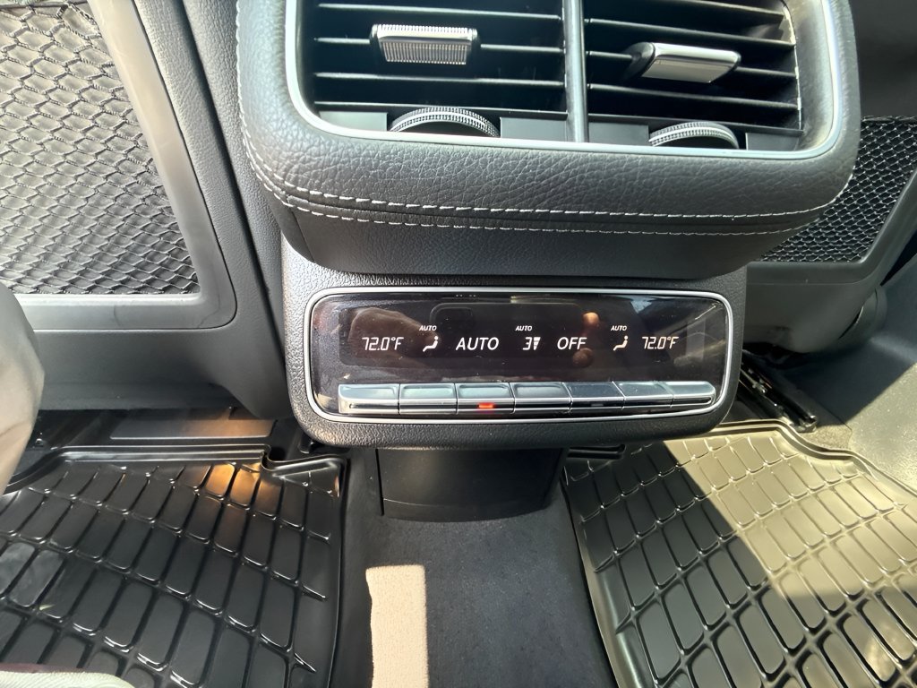 Used 2024 Mercedes-Benz GLS 450 4MATIC image 13