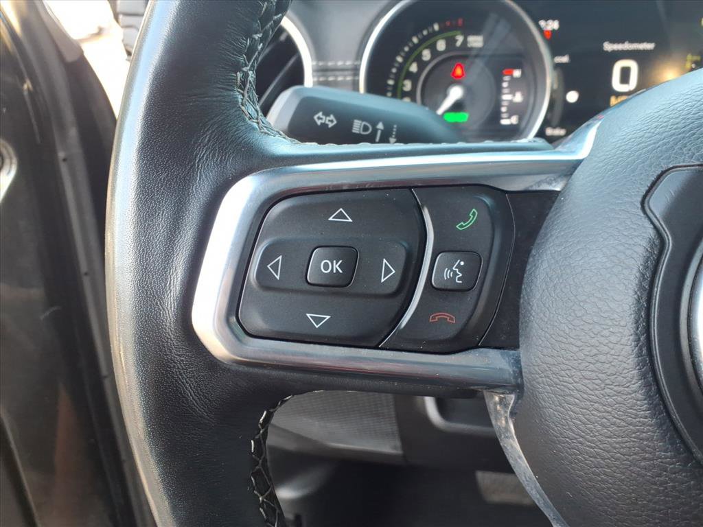 Used 2023 Jeep Wrangler Sahara w/ Cold Weather Group image 18