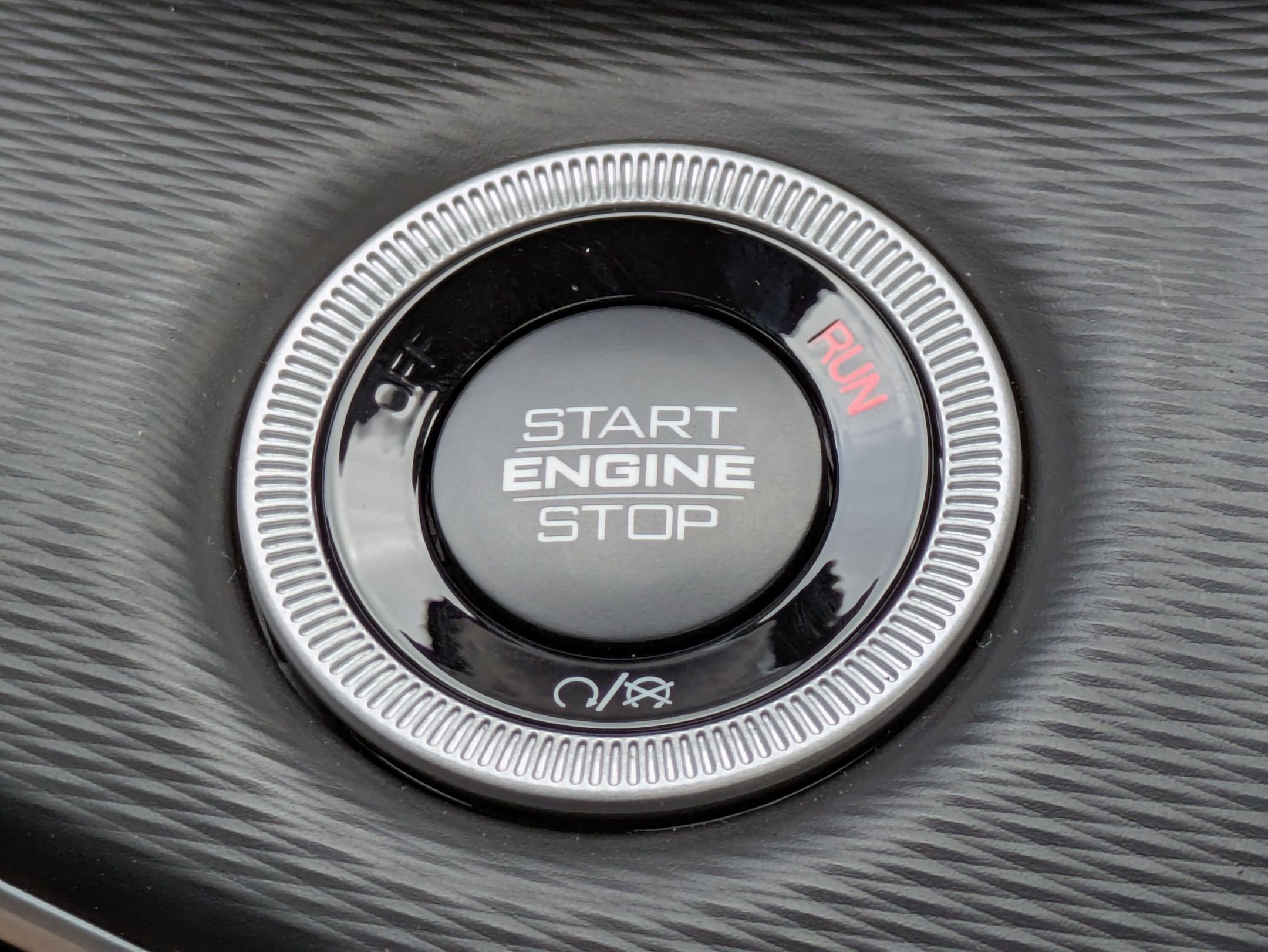 New 2025 Jeep Grand Cherokee L Altitude image 17